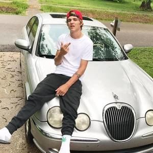 Meet your Posher, Jordan